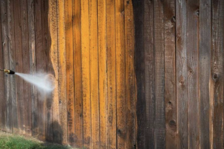 Wood Fence Maintenance Tips for Lubbock Homeowners